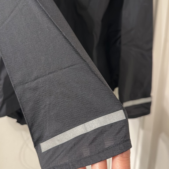 Nike - Running jacket - Picture 2 of 6